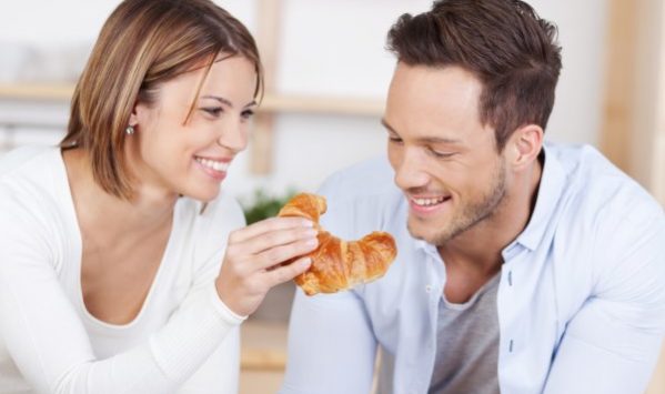 dolci da colazione, brioche e croissants